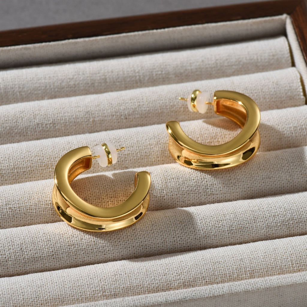 Minimalist Textured C-shaped Stud Earrings
