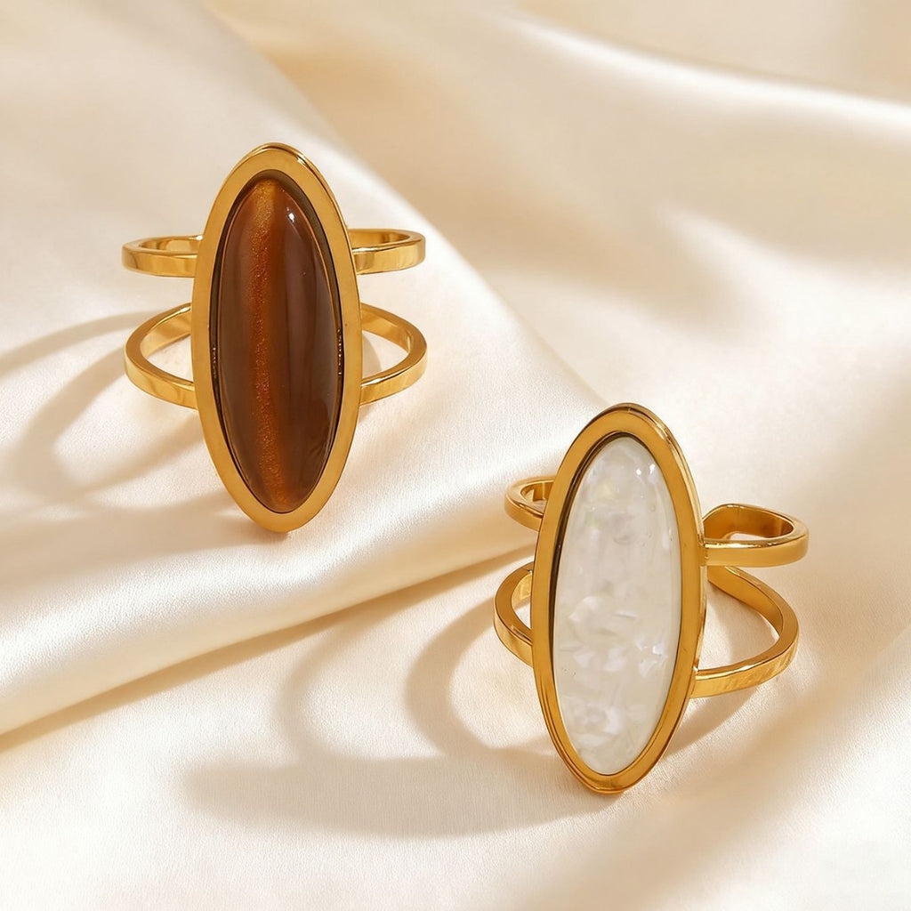 oval 18k gold ring