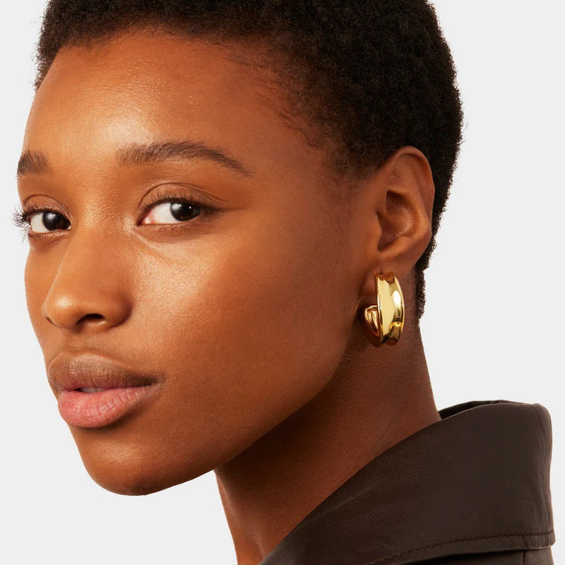 Minimalist Textured C-shaped Stud Earrings