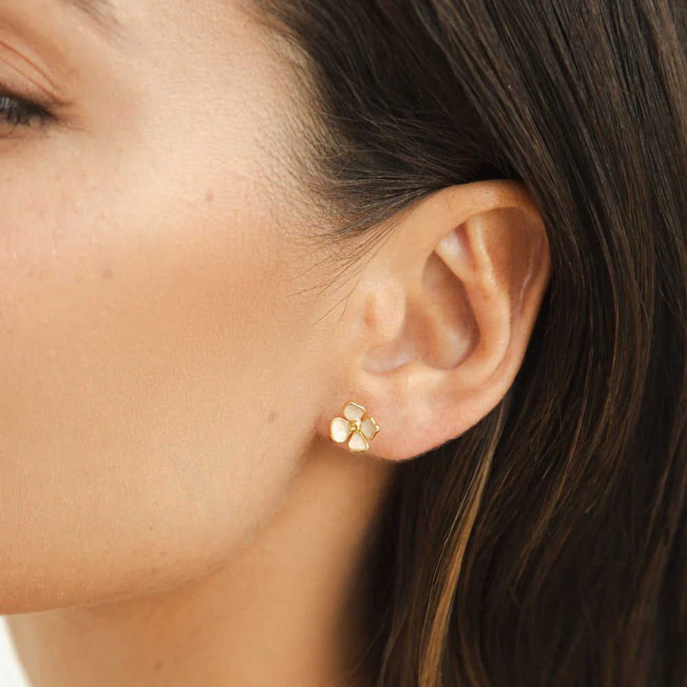 cute pink flower earrings