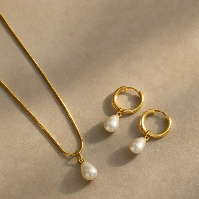 Pearl Necklace And Earrings Set