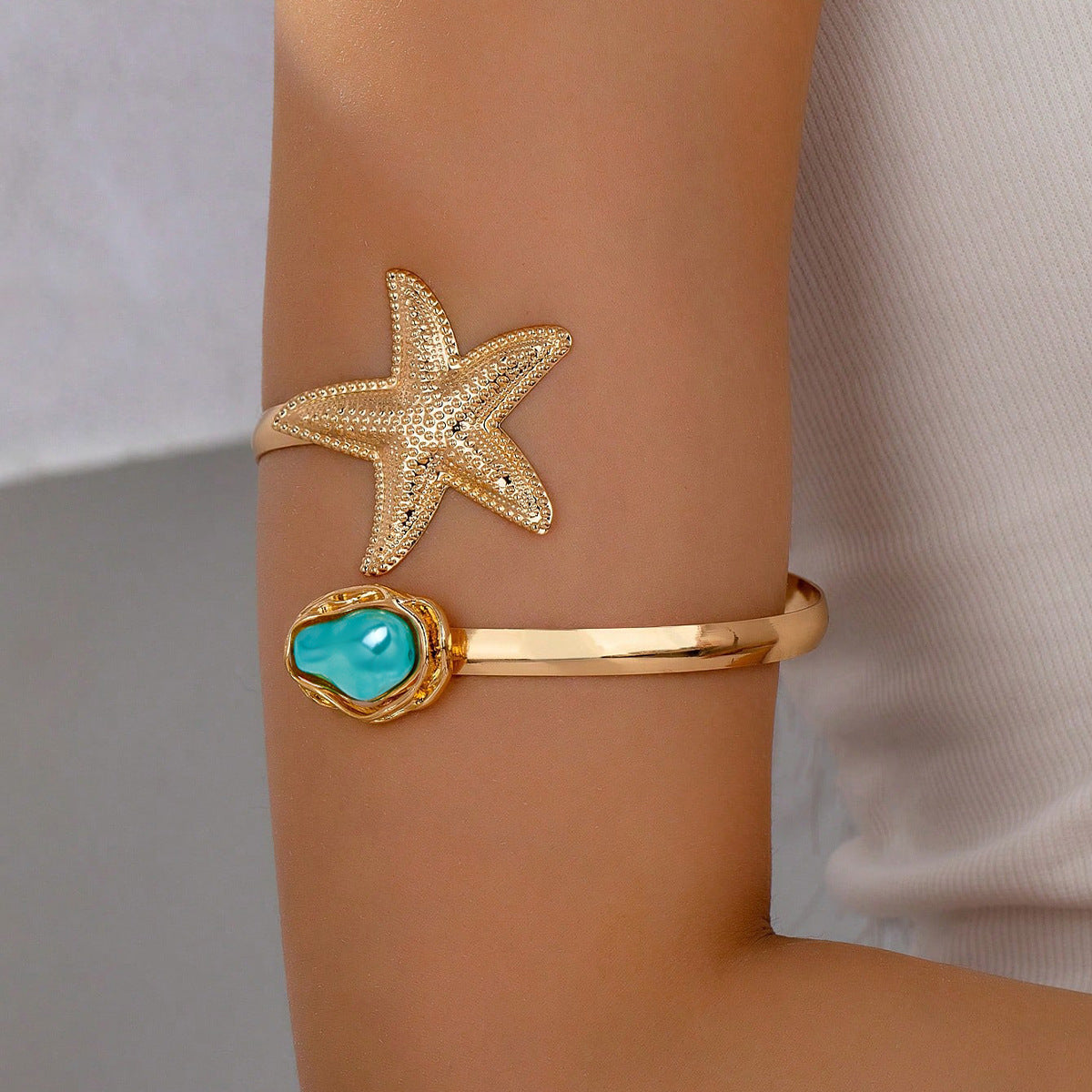 Ocean-Style Flower And Starfish arm bracelet