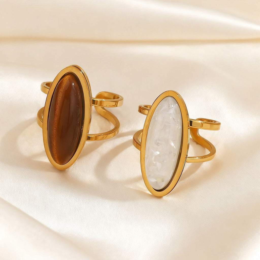 oval 18k gold ring