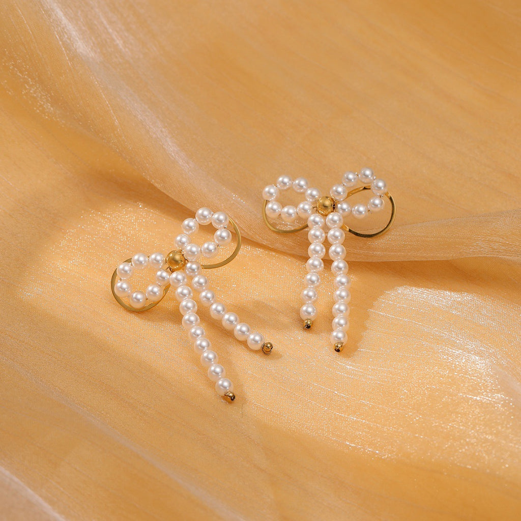 18k Gold Pearl Bow Earrings