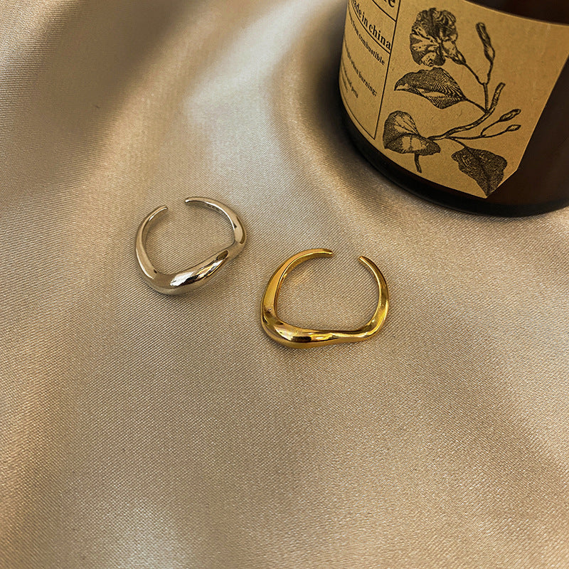 18k Simple wave line Ring