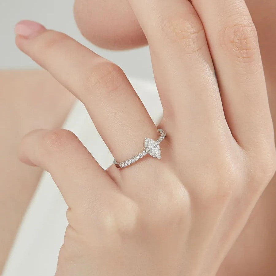 silver Horse-Eye Ring