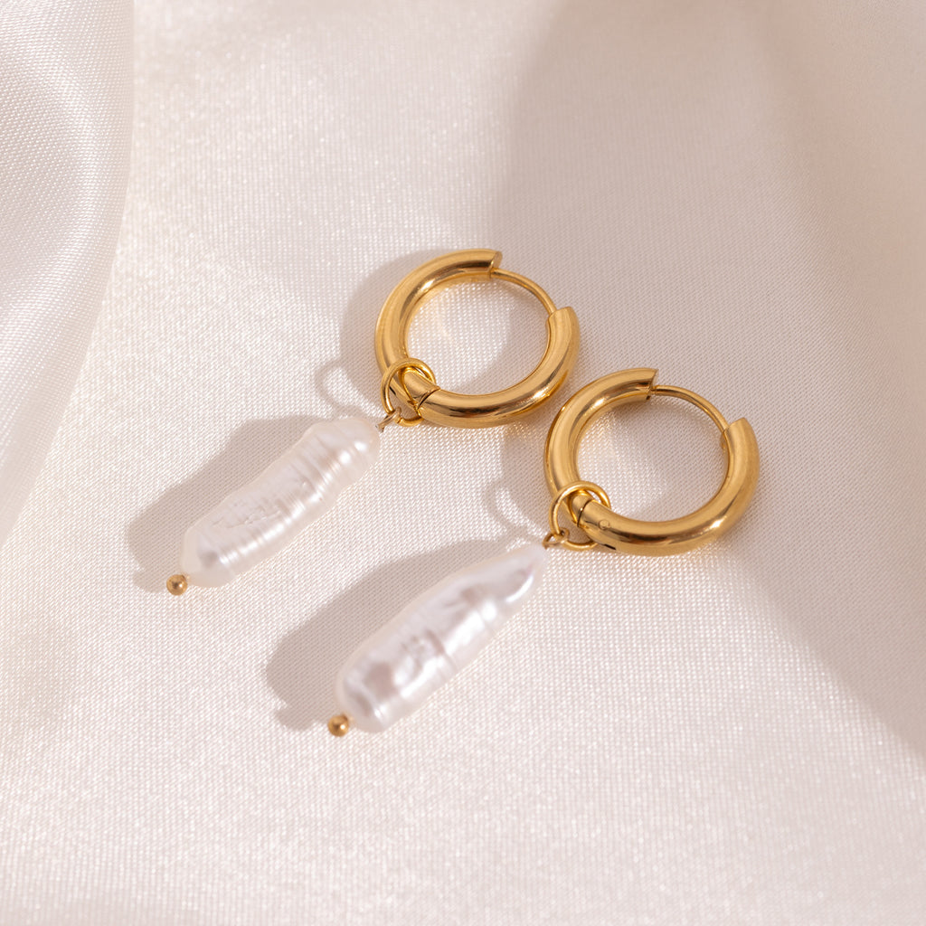 18K Gold Pearl Pendant Earrings