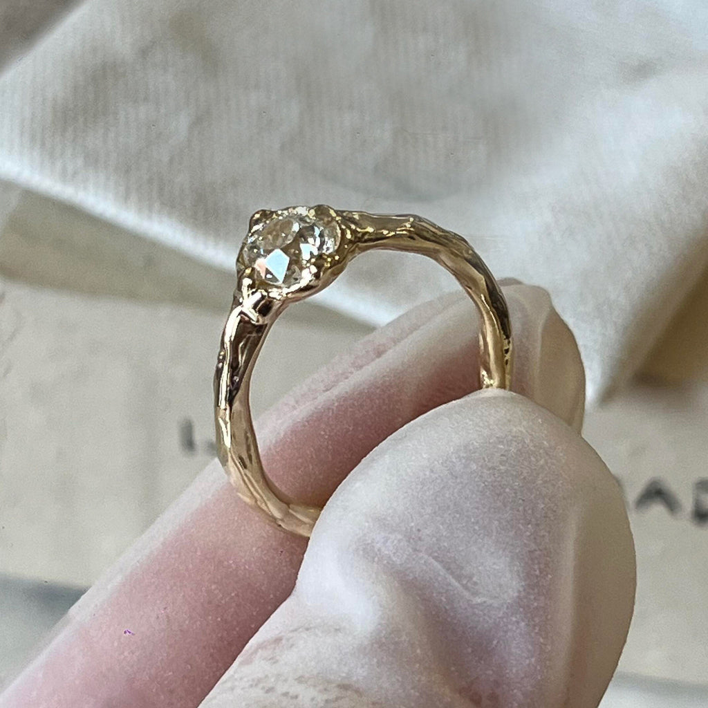 18k gold Vintage diamond ring "ophelia"