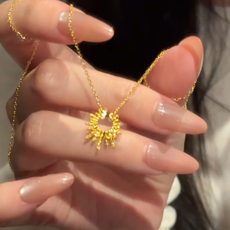 Royal sun 18k gold necklace