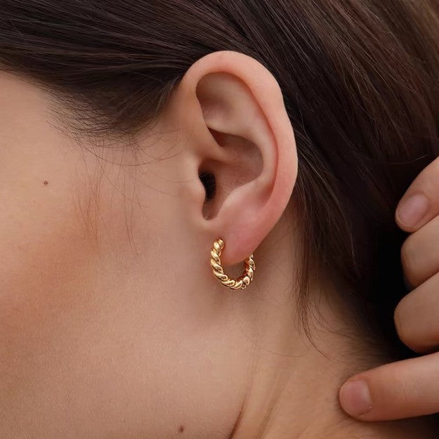 18k gold twisted-Thread Earrings